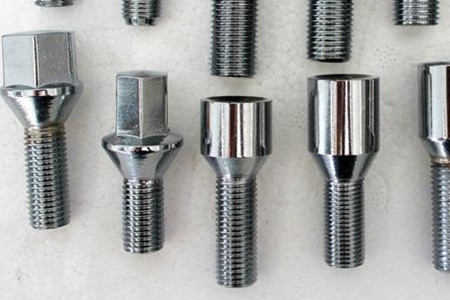 汽車螺栓擰不下來咋辦？應(yīng)對(duì)方法有多種！