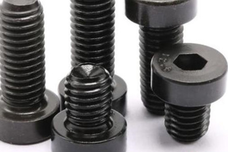 外六角和內(nèi)六角螺栓如何選？需了解其特點(diǎn)！