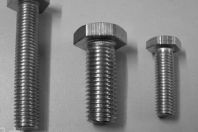 外六角螺栓表面缺陷的類型、表現(xiàn)、原因和解決方案